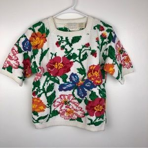 the eagle’s eye (1990 THE EAGLE’S EYE) hand knitted floral sweater
